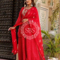 GEORGETTE KACHI PATTI INDOWESTERN Red / Free Size