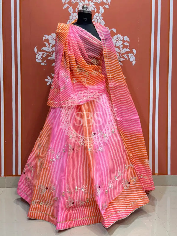 KACHI PATTI LEHERIYA KOTA DORIYA FLARED LEHENGA Pink / Free Size