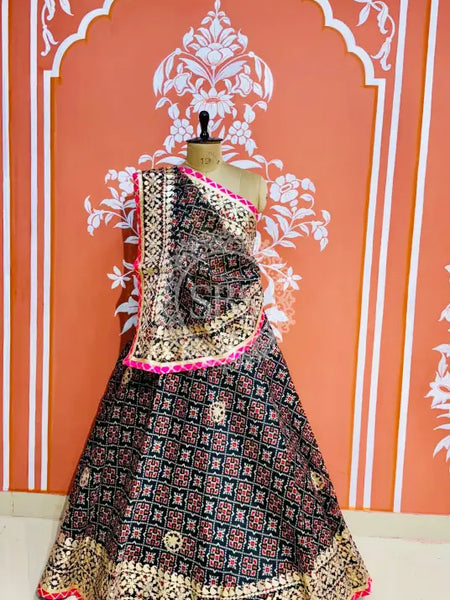 KOTA DORIYA GOTA PATTI LEHENGA Black / Free Size