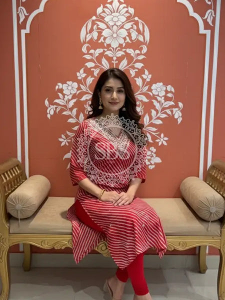 Leheriya Handwork Kurti 42 (XXL) / Red