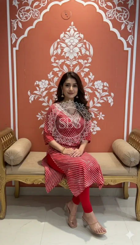 Leheriya Handwork Kurti 42 (XXL) / Red