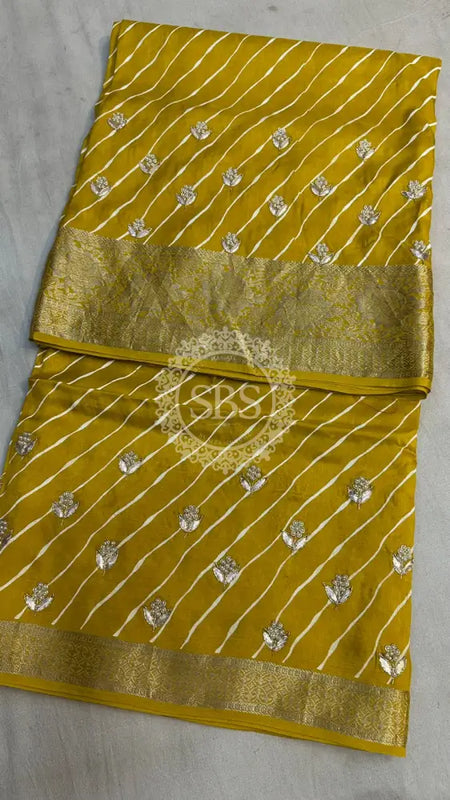 LEHERIYA MOONGA SILK SAREE Yellow / Free Size