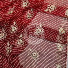LEHERIYA VINTAGE BOOTE SAREE Red / Free Size