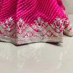 MOTHRA LEHERIYA GOTA PATTI SAREE Pink / Free Size