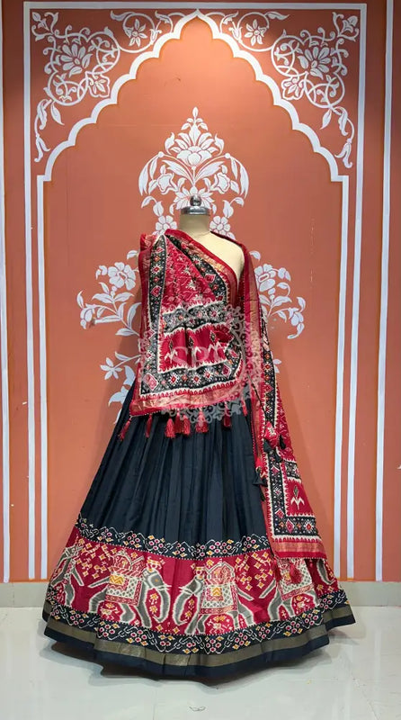 PICHWAI PRINT GUJRATI LEHENGA CHOLI