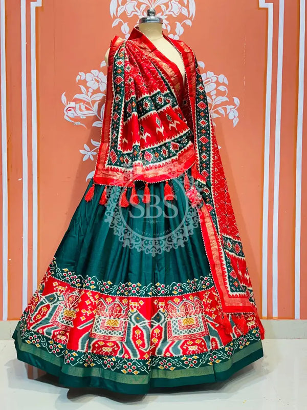 PICHWAI PRINT GUJRATI LEHENGA CHOLI Green / Free Size