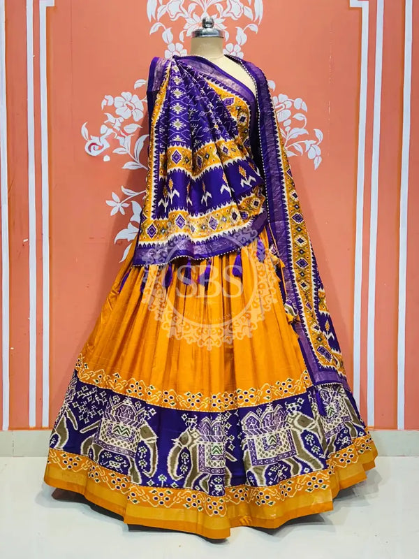 PICHWAI PRINT GUJRATI LEHENGA CHOLI Orange / Free Size