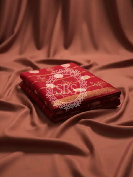 Pure Chiffon Handwork Saree Red / Free Size