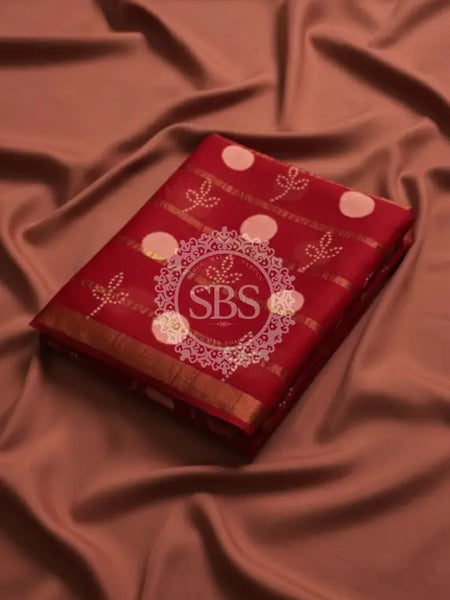 Pure Chiffon Handwork Saree Red / Free Size