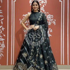 Pure Chinon Leheriya Lehenga with Gota Patti work with Bhandej Dupatta Black / Free Size