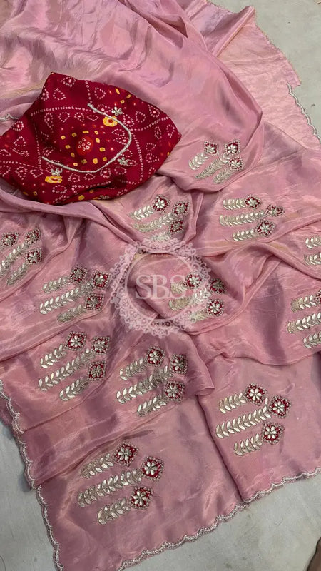 PURE COSMOS SILK SAREE Pink / Free Size