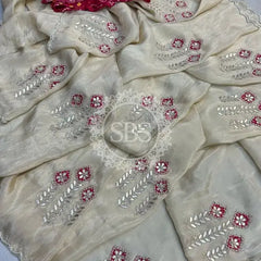 PURE COSMOS SILK SAREE White / Free Size