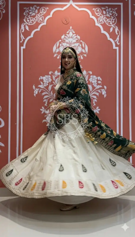 Pure gazi silk dupatta kacchi patti with pure tissue kacchi patti Lehenga