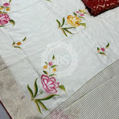 PURE RUSSIAN SILK HANDBRUSH PRINT SAREE White / Free Size