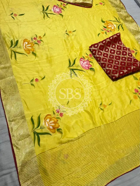 PURE RUSSIAN SILK HANDBRUSH PRINT SAREE Yellow / Free Size