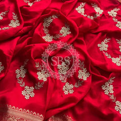 PURE RUSSIAN SILK ZARI HANDWORK SAREE Orange / Free Size