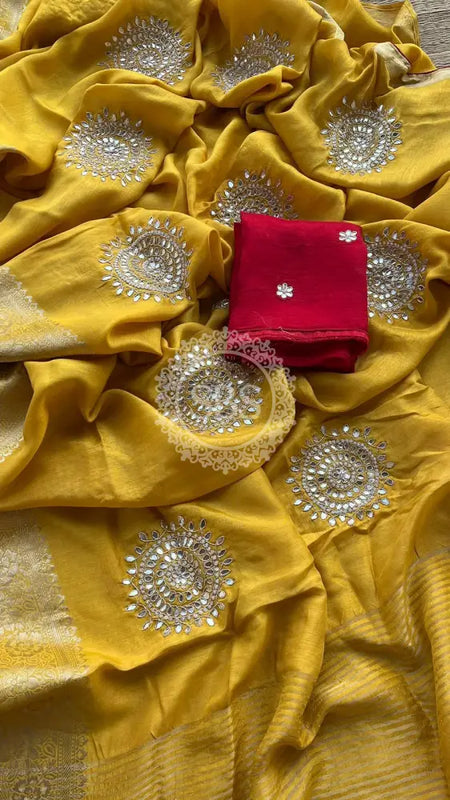 PURE RUSSIAN SILK ZARI HANDWORK SAREES Yellow / Free Size