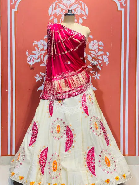 PURE TISSUE LEHENGA WITH PURE GAZI DUPATTA White