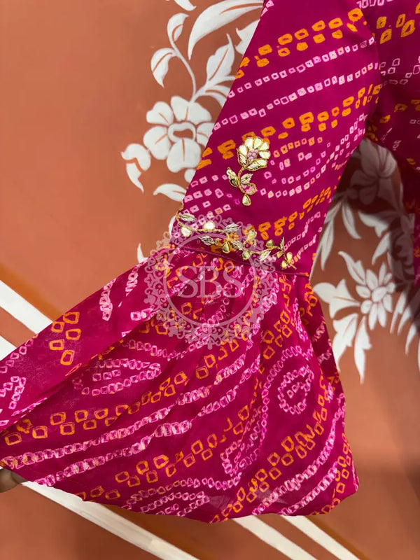PURE UPADA SILK AN RAI BHANDEJ INDO WESTERN Pink / Free Size