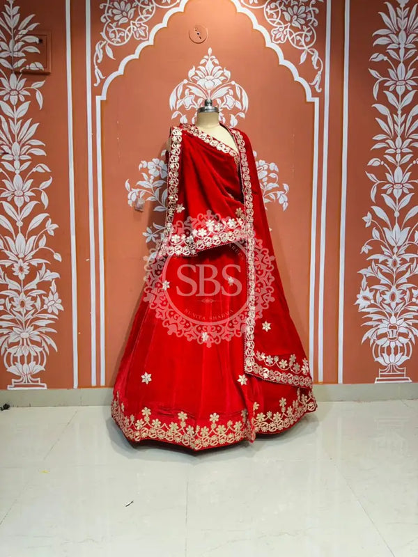 ROYAL VELVET LEHENGA SET Royal Rani Pink / Free Size