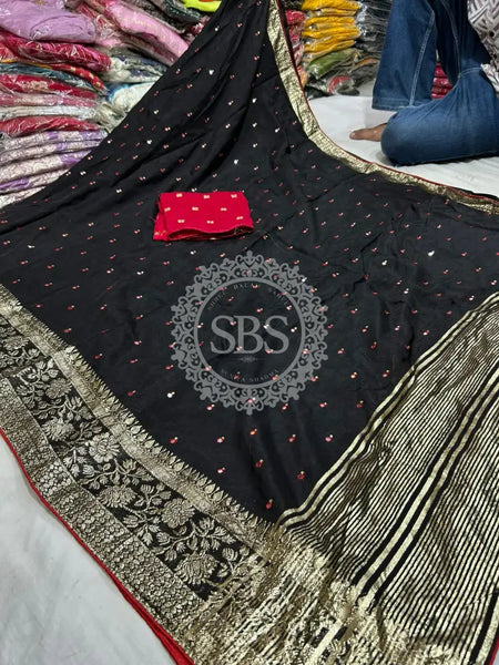 RUSSIAN DOLA SILK SAREE Black / Free Size