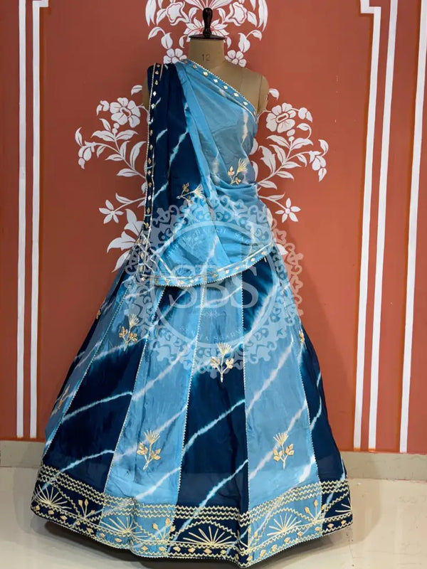 SHIBORI LEHERIYA GOTA PATTI LEHENGA Dark Blue & Blue / Free Size
