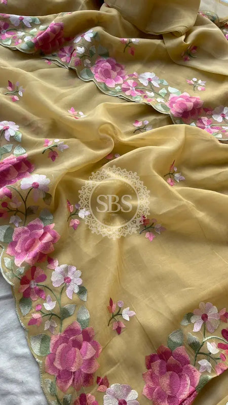 SOFT LINEN SAREE Yellow / Free Size
