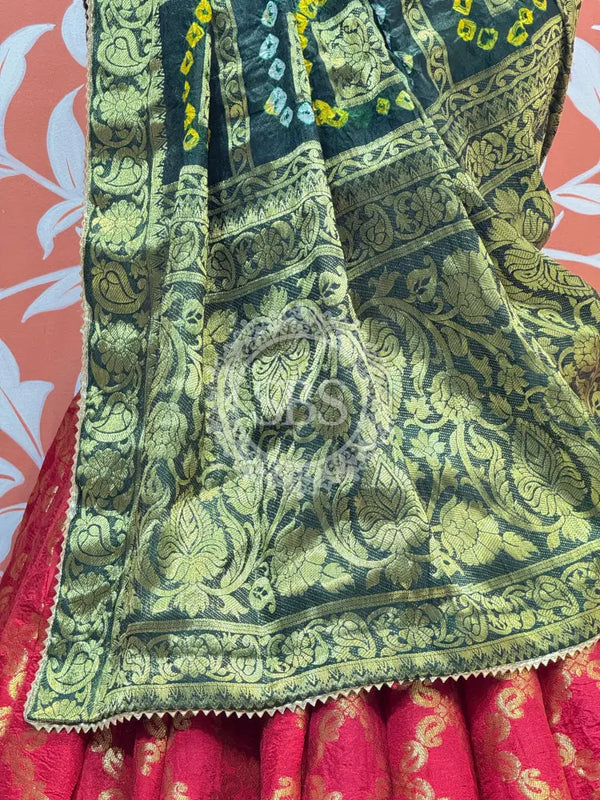 TAFETA SILK 24 KALI GHATCHOLA LEHENGA
