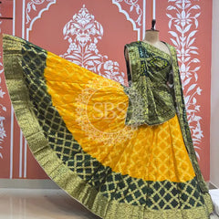 TAFETA SILK 24 KALI GHATCHOLA LEHENGA
