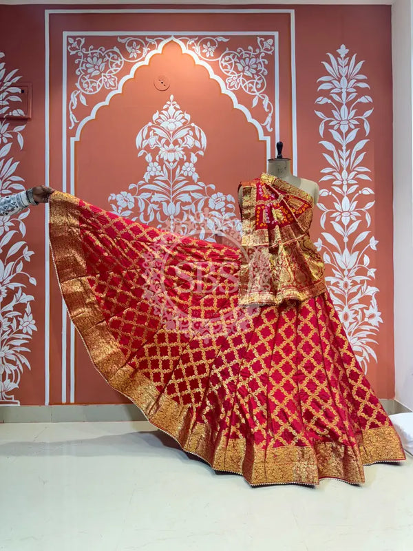 TAFETA SILK 24 KALI GHATCHOLA LEHENGA