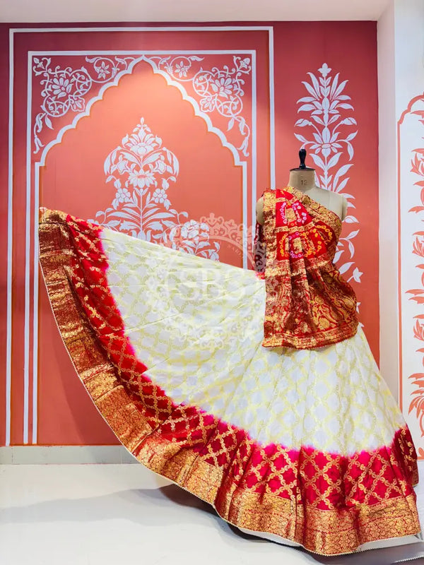 TAFETA SILK 24 KALI GHATCHOLA LEHENGA