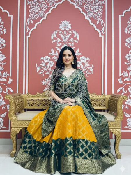 TAFETA SILK 24 KALI GHATCHOLA LEHENGA