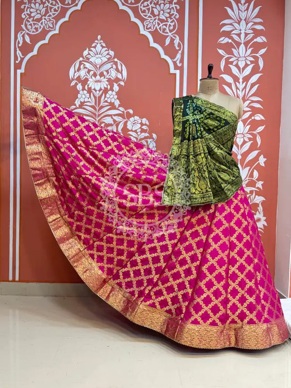 TAFETA SILK 24 KALI GHATCHOLA LEHENGA