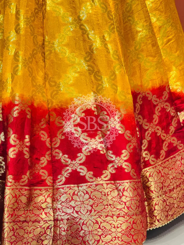 TAFETA SILK 24 KALI GHATCHOLA LEHENGA