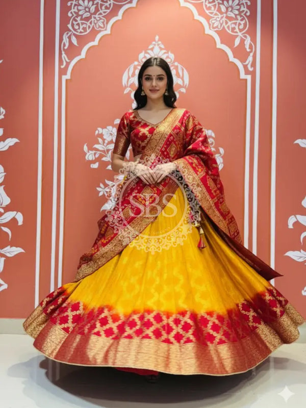TAFETA SILK 24 KALI GHATCHOLA LEHENGA