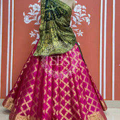 TAFETA SILK 24 KALI GHATCHOLA LEHENGA Green & Rani / Free Size