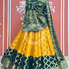 TAFETA SILK 24 KALI GHATCHOLA LEHENGA Green & Yellow / Free Size