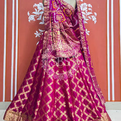 TAFETA SILK 24 KALI GHATCHOLA LEHENGA Rani / Free Size