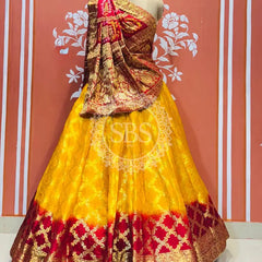 TAFETA SILK 24 KALI GHATCHOLA LEHENGA Yellow / Free Size
