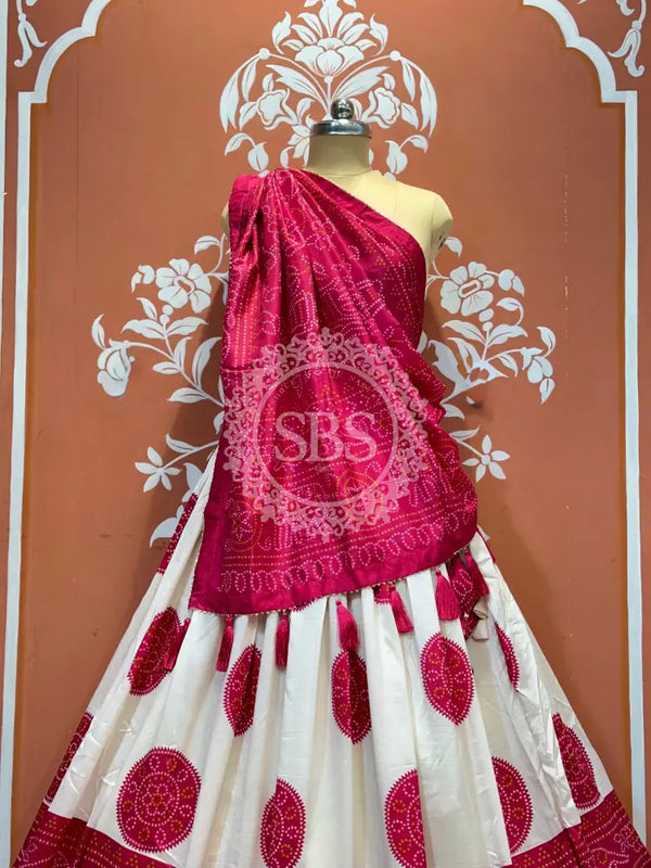 TUSSAR SILK GUJRATI BOOTA LEHENGA