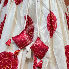 TUSSAR SILK GUJRATI BOOTA LEHENGA