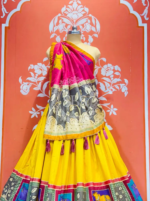 TUSSAR SILK GUJRATI LEHENGA