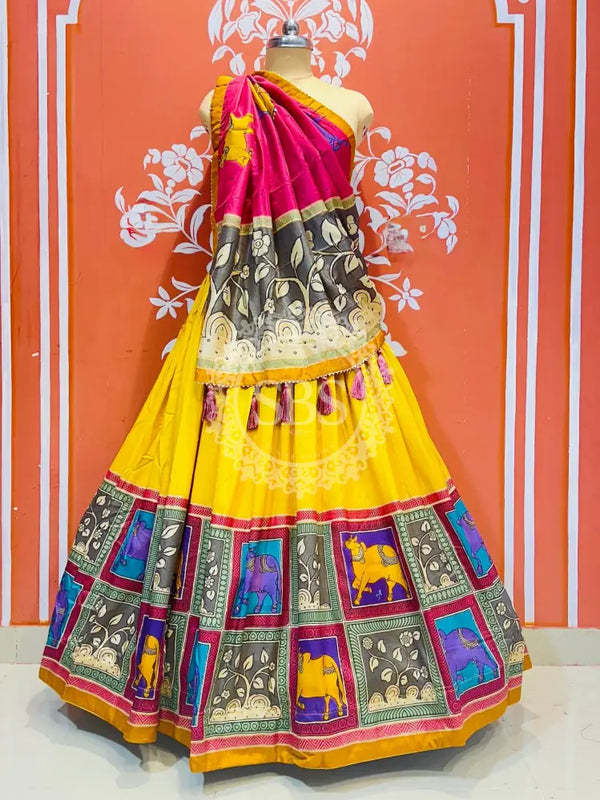 TUSSAR SILK GUJRATI LEHENGA Yellow / Free Size